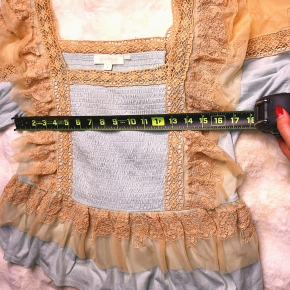 Anthropologie Ruffled Lace Mesh Layered Peplum Short Sleeve Top, Small, Lilac - Picture 9 of 10